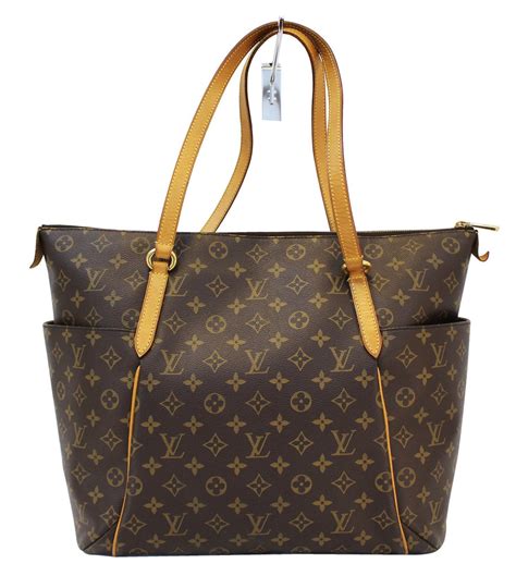 monogram louis vuitton.